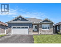 93 OTTERIDGE AVENUE, Renfrew, Ontario