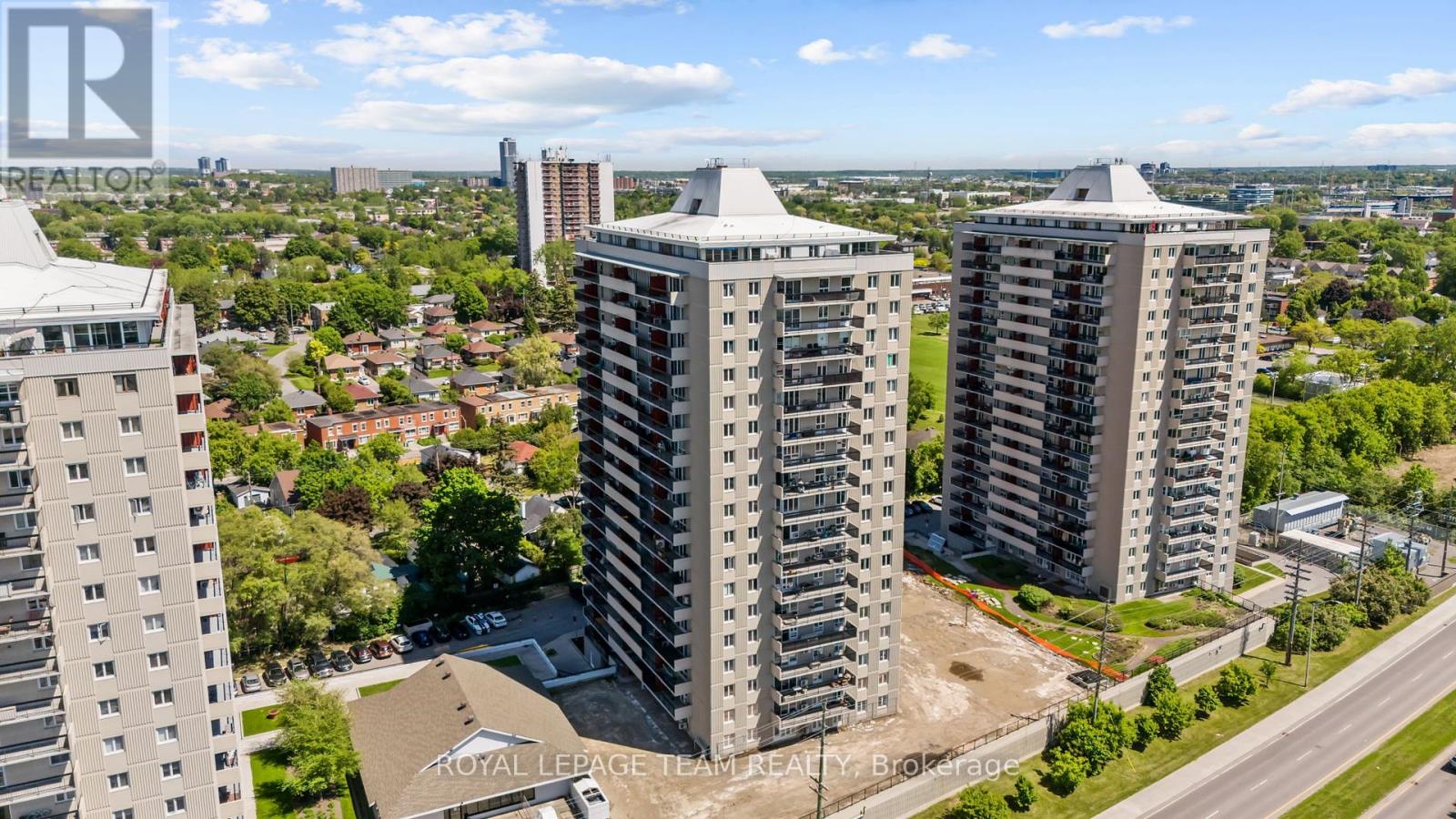 1607 - 158B MCARTHUR AVENUE, Ottawa, Ontario