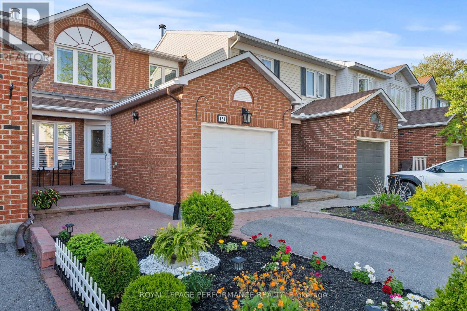 151 MIDSUMMER TERRACE, Ottawa, Ontario