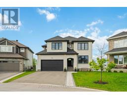 707 KIRKHAM CRESCENT, Ottawa, Ontario