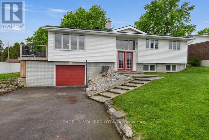 14 ISLAND PARK DRIVE, South Dundas, Ontario
