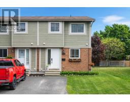 82 - 28 BARROW CRESCENT, Ottawa, Ontario