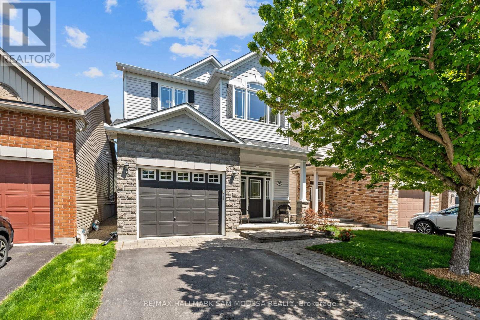 295 HARTHILL WAY, Ottawa, Ontario