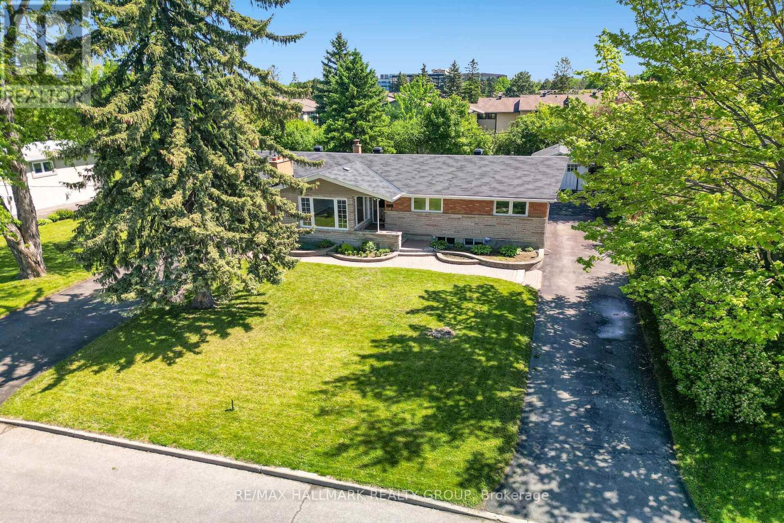 1399 AURELE STREET, Ottawa, Ontario