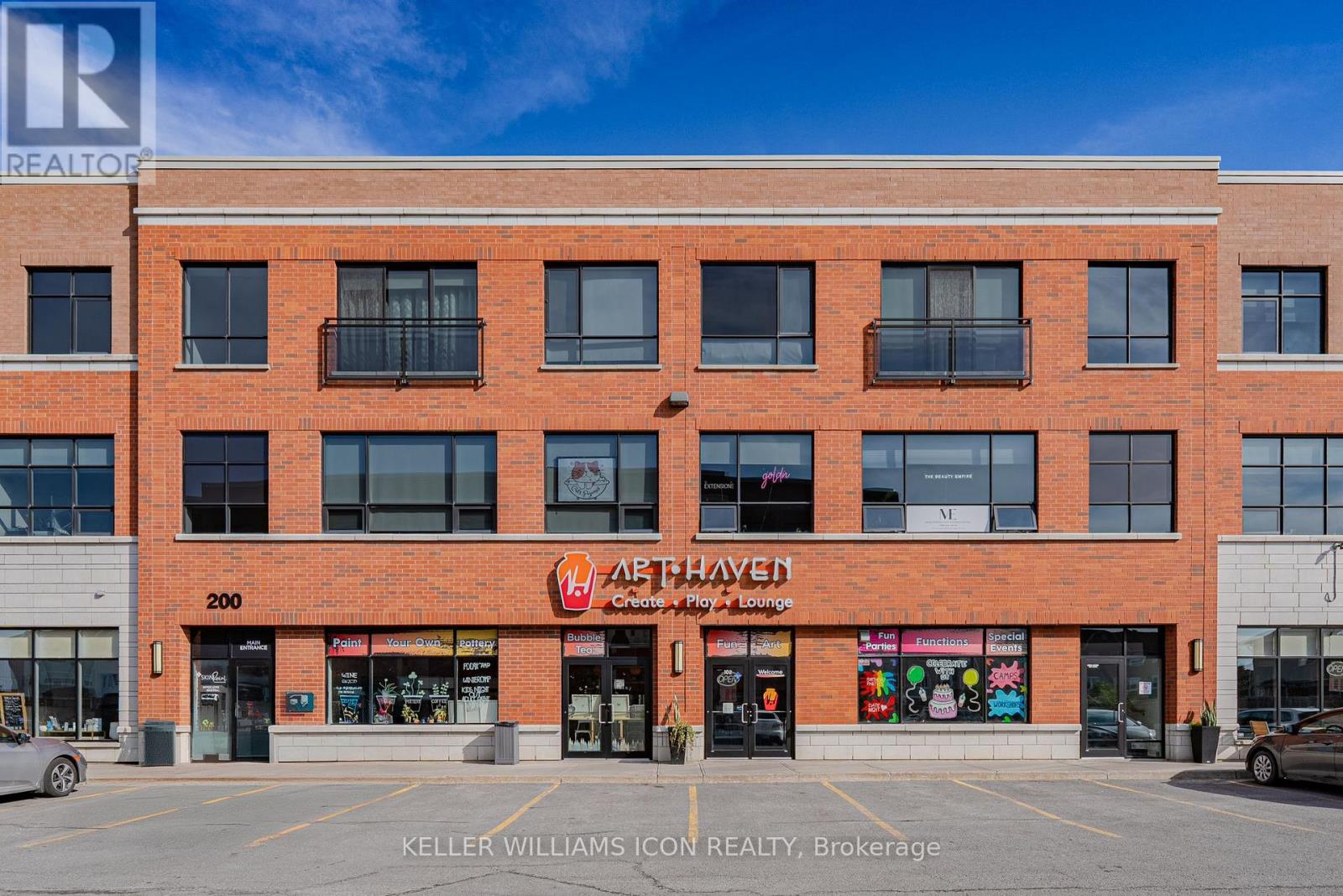 102 - 200 KENNEVALE DRIVE, Ottawa, Ontario