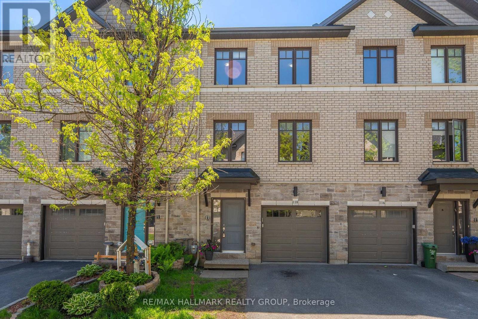 118 BRILIA PRIVATE, Ottawa, Ontario