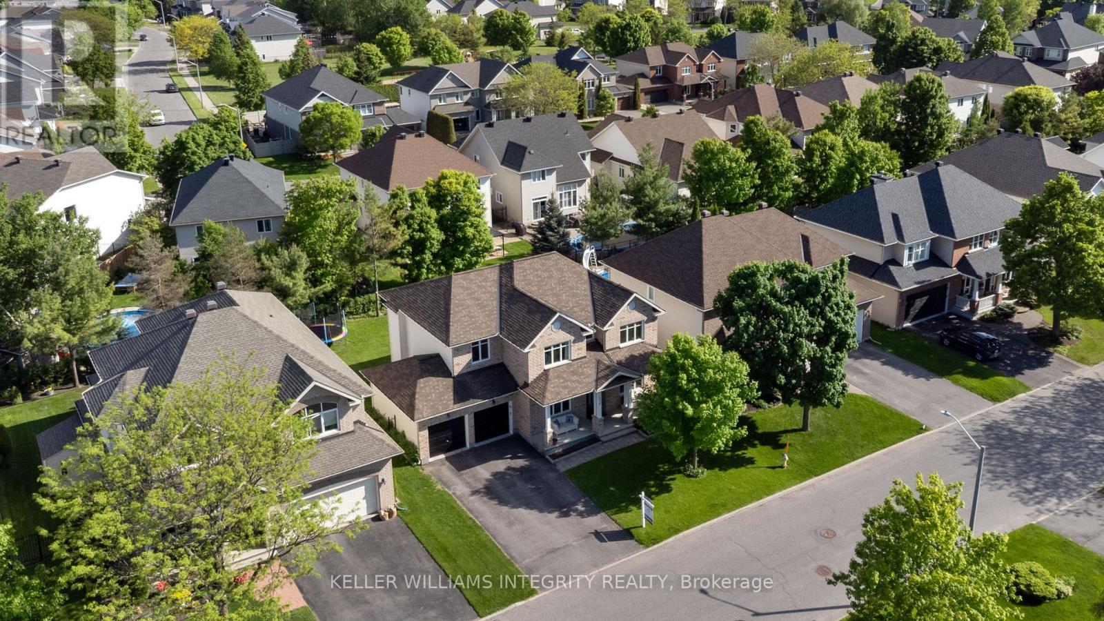 576 DEVONWOOD CIRCLE, Ottawa, Ontario