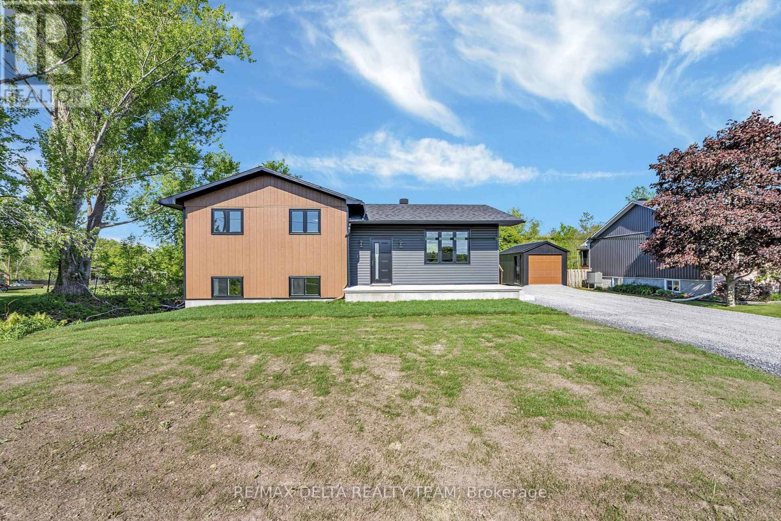 2075 LANDRY STREET, Clarence-Rockland, Ontario