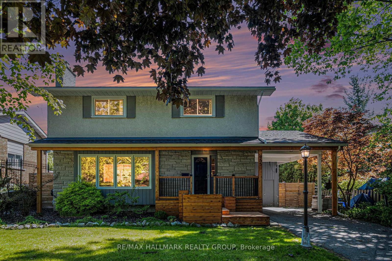 955 PINEWOOD CRESCENT, Ottawa, Ontario