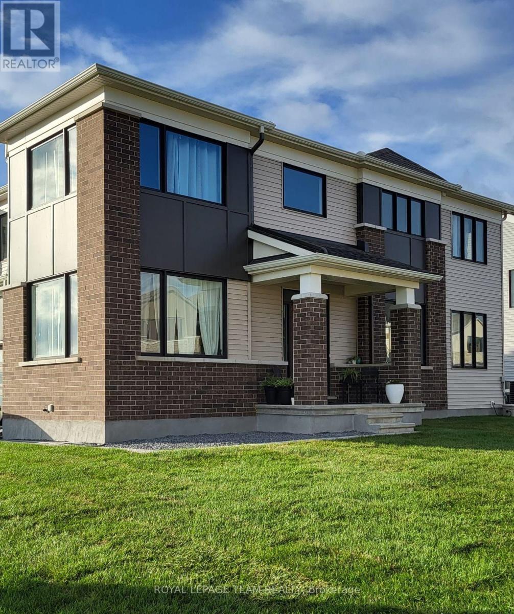 165 YEARLING CIRCLE, Ottawa, Ontario