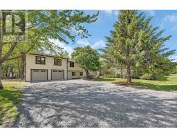 9 BOLS STREET W, Russell, Ontario