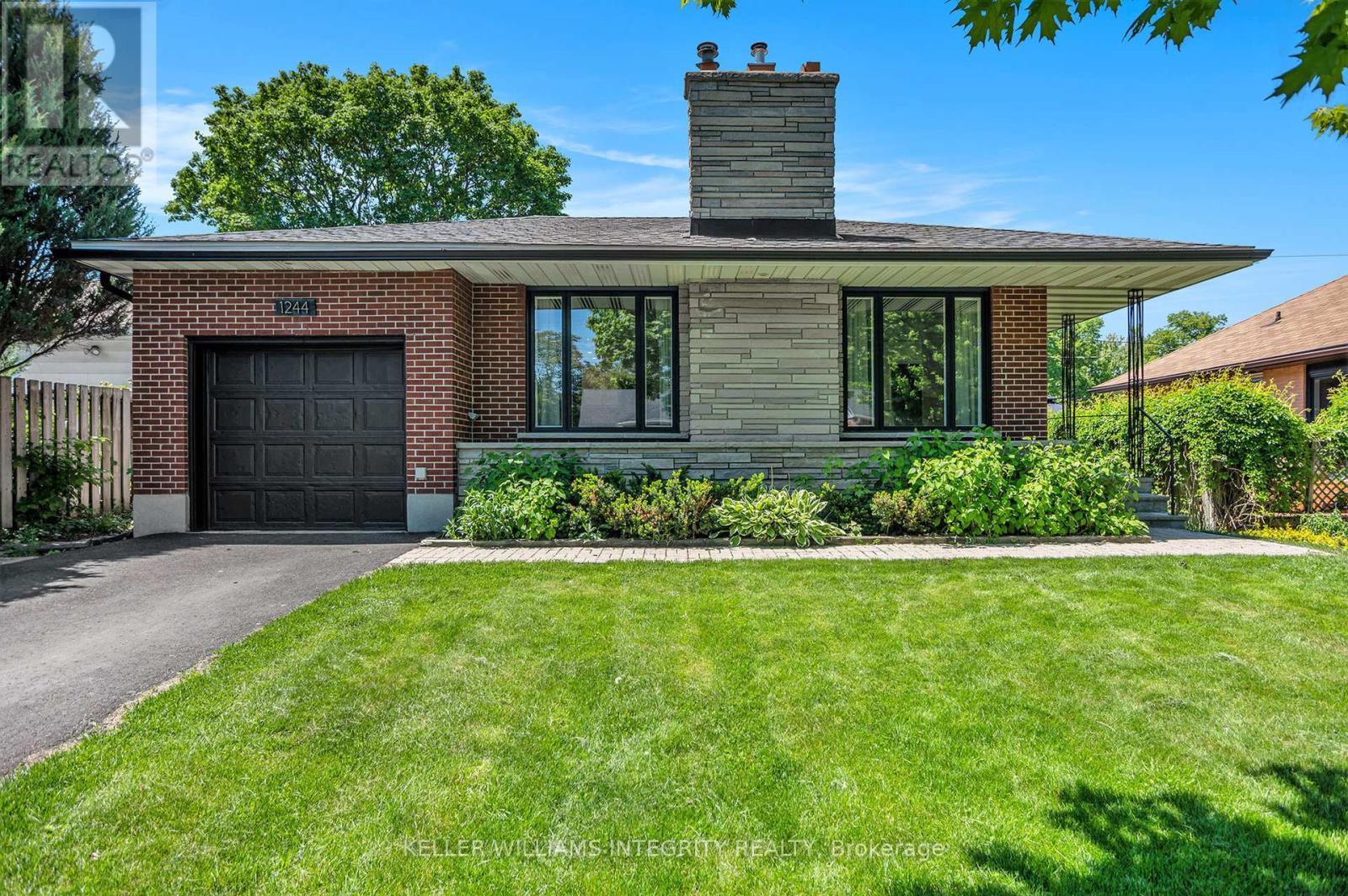 1244 TARA DRIVE, Ottawa, Ontario