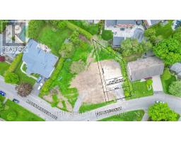 2300 FOX CRESCENT, Ottawa, Ontario