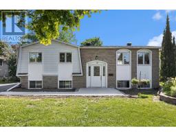 12 MORGAN AVENUE, Perth, Ontario