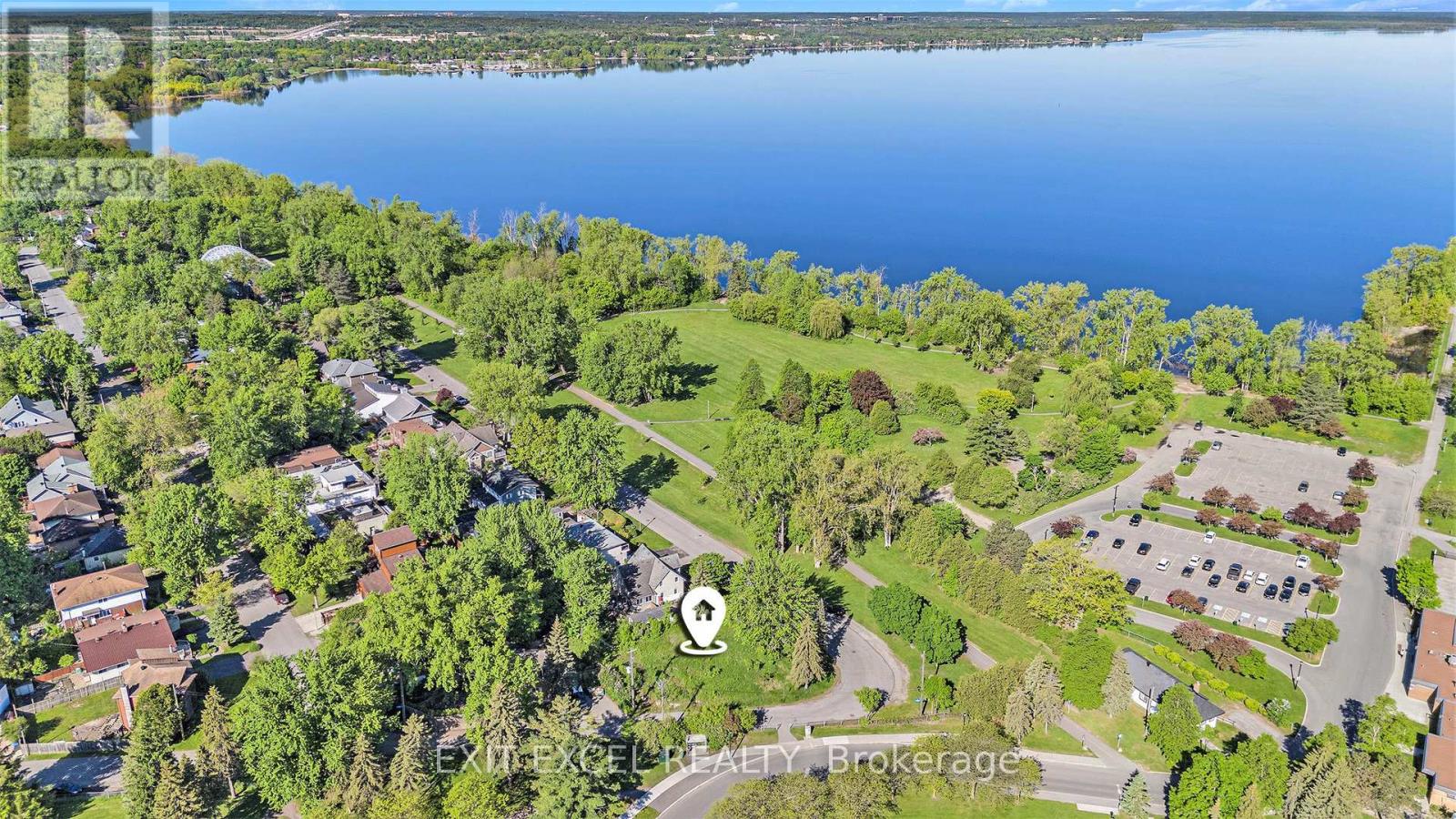 38 FARROW STREET, Ottawa, Ontario