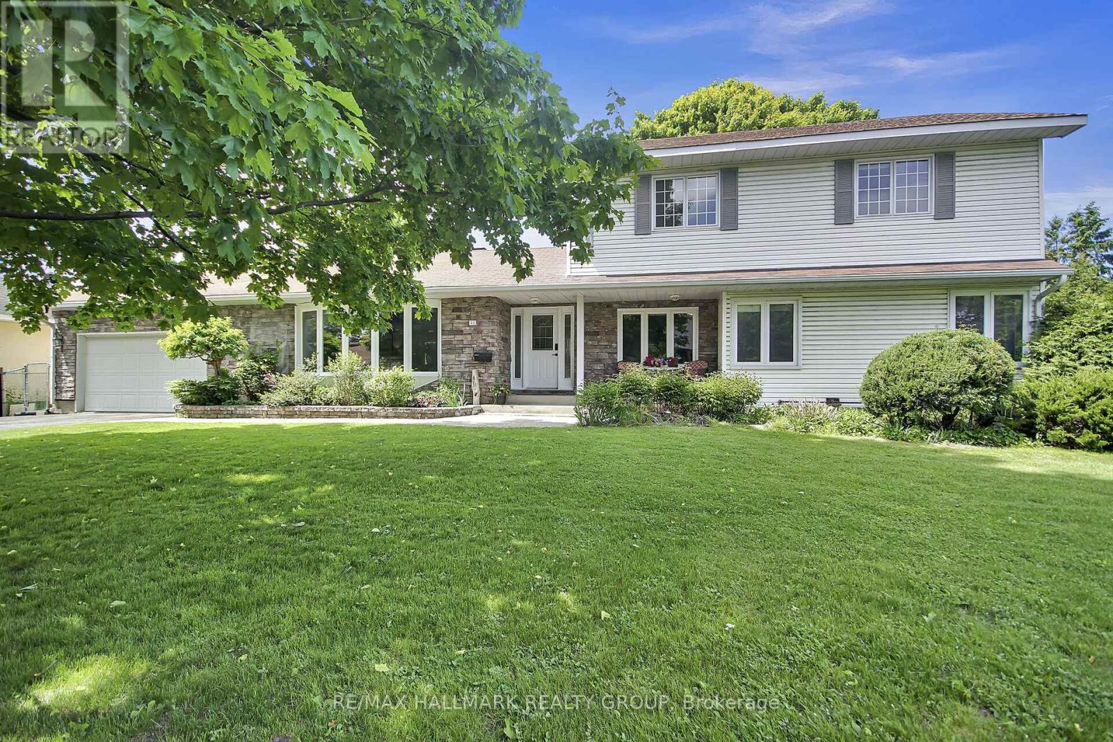 27 SAVUTO WAY, Ottawa, Ontario