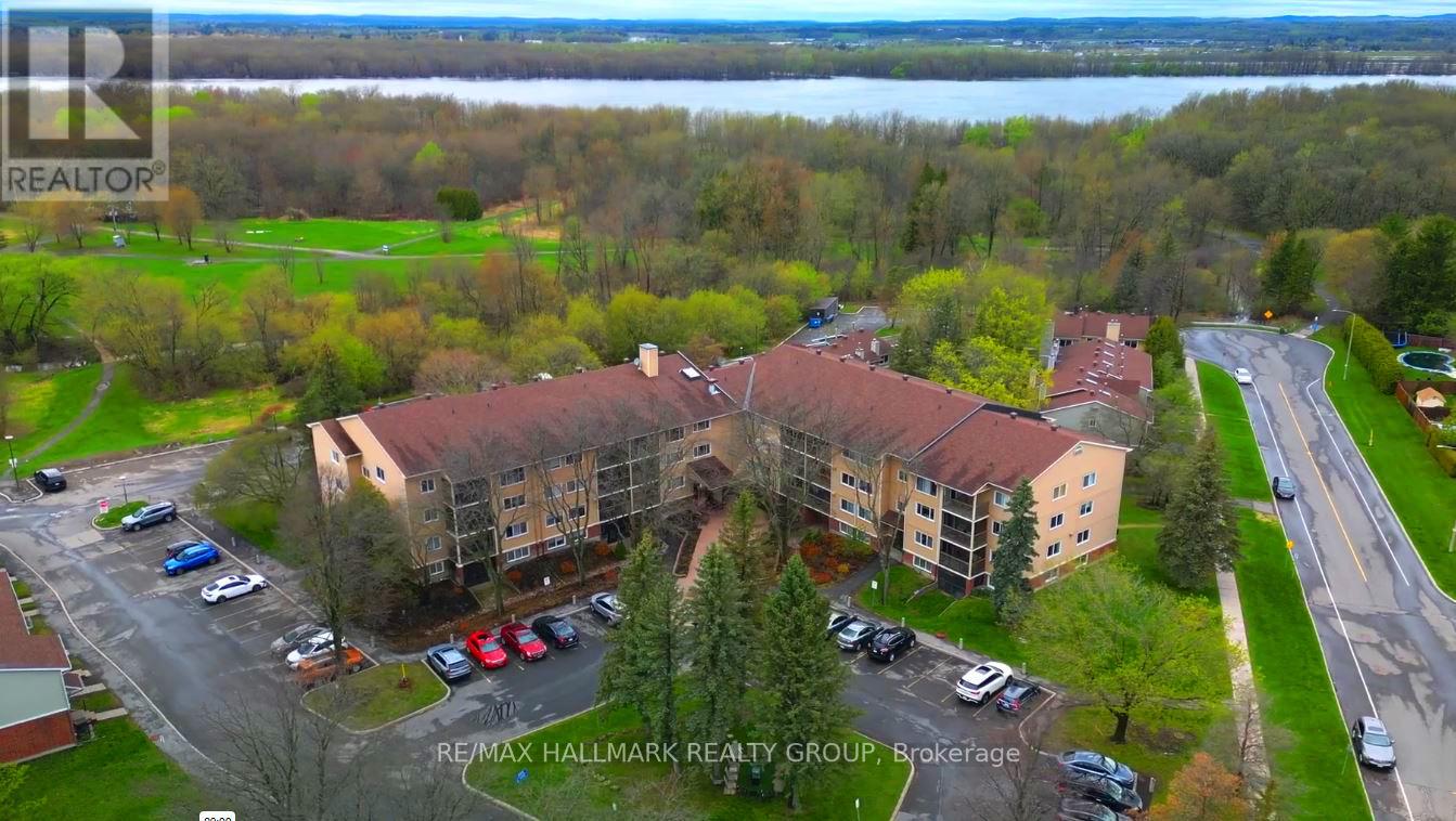 215 - 6376 BILBERRY DRIVE, Ottawa, Ontario