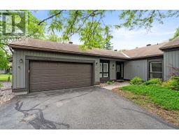23 OAKMONT COURT, Ottawa, Ontario