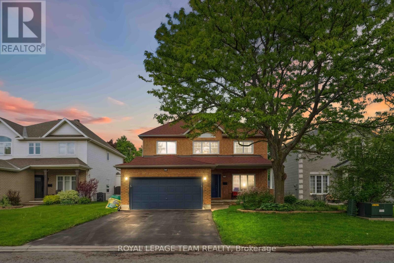 39 VERMONT AVENUE, Ottawa, Ontario