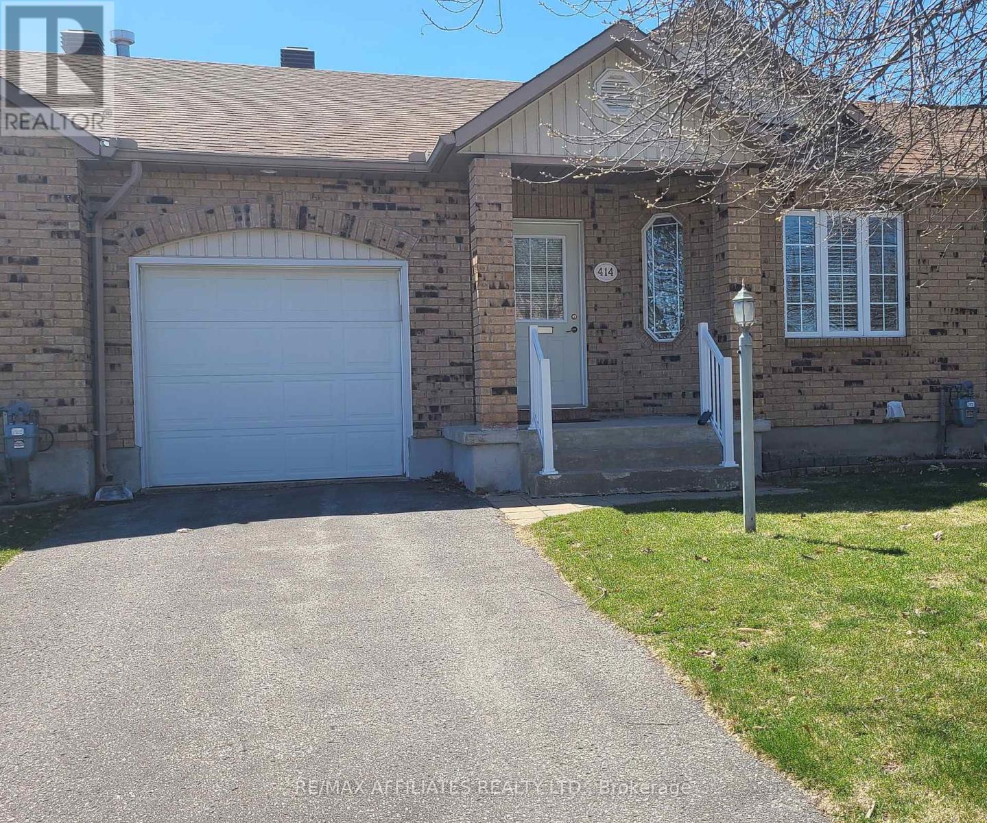 414 FLORA STREET, Carleton Place, Ontario