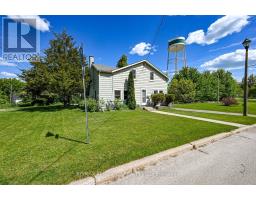 5 STRATHCONA STREET, Smiths Falls, Ontario
