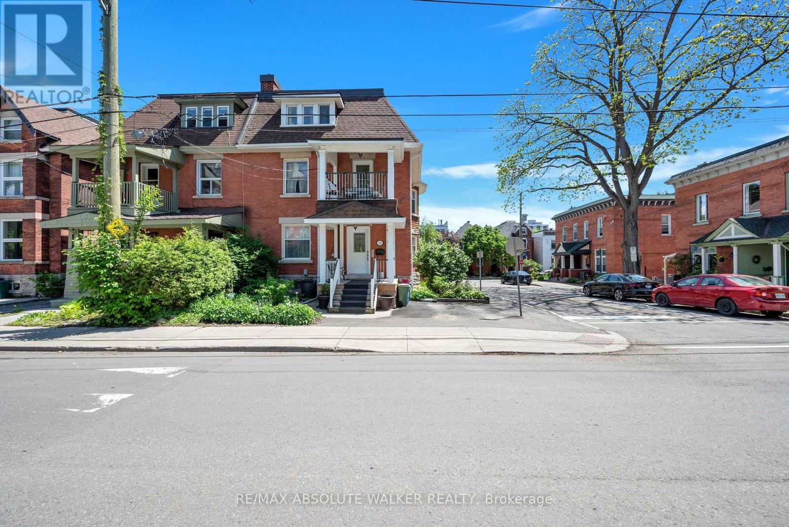 C - 104 GILMOUR STREET, Ottawa, Ontario