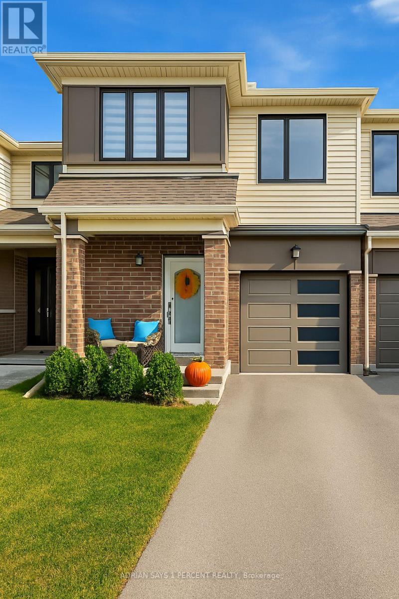 46 BERMONDSEY WAY, Ottawa, Ontario
