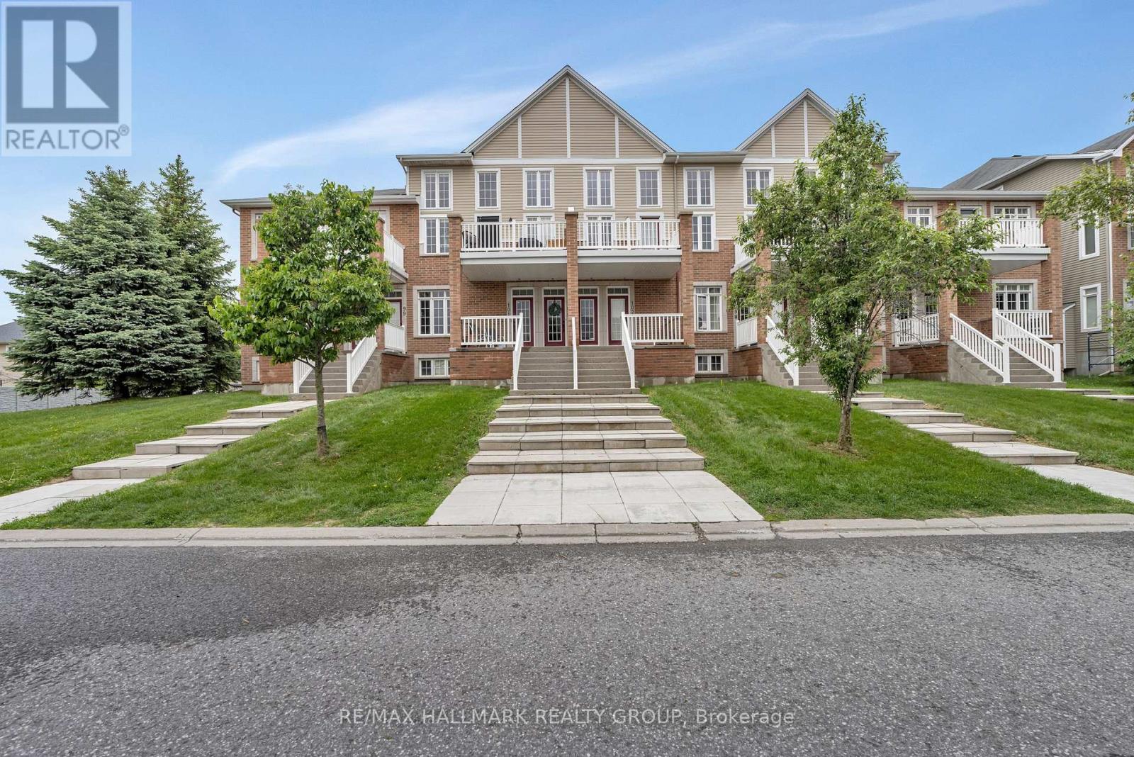 24 - 103 EYE BRIGHT CRESCENT, Ottawa, Ontario