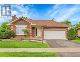 62 BEECHFERN DRIVE, Ottawa, Ontario