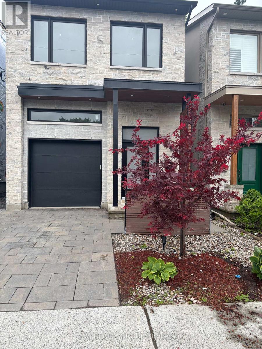 18 GOULD STREET, Ottawa, Ontario