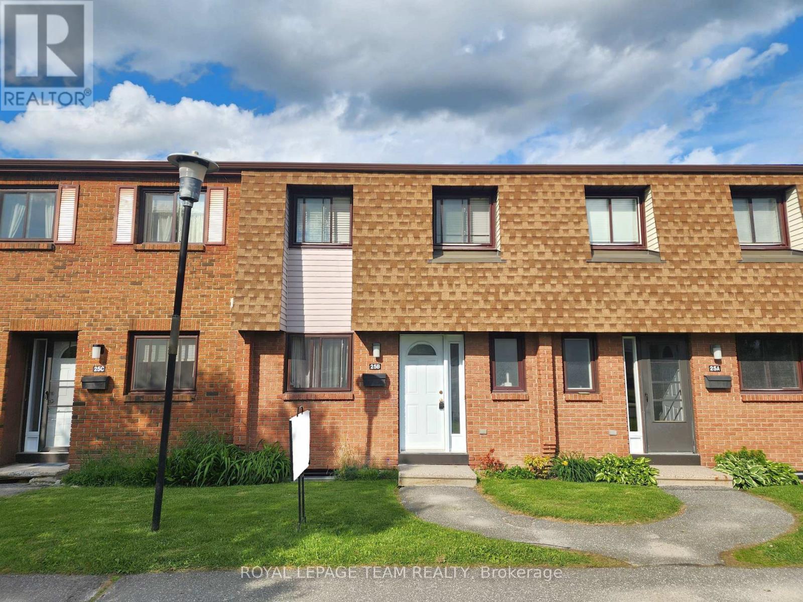 B - 25 BERTONA STREET, Ottawa, Ontario