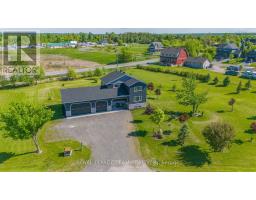 126 GRASSHOPPER LANE, Ottawa, Ontario