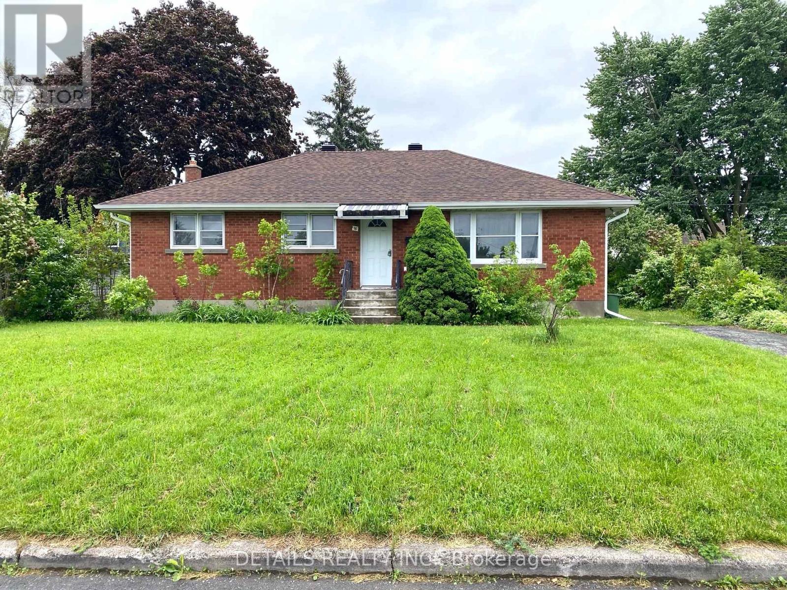 18 OAKWOOD AVENUE, Ottawa, Ontario