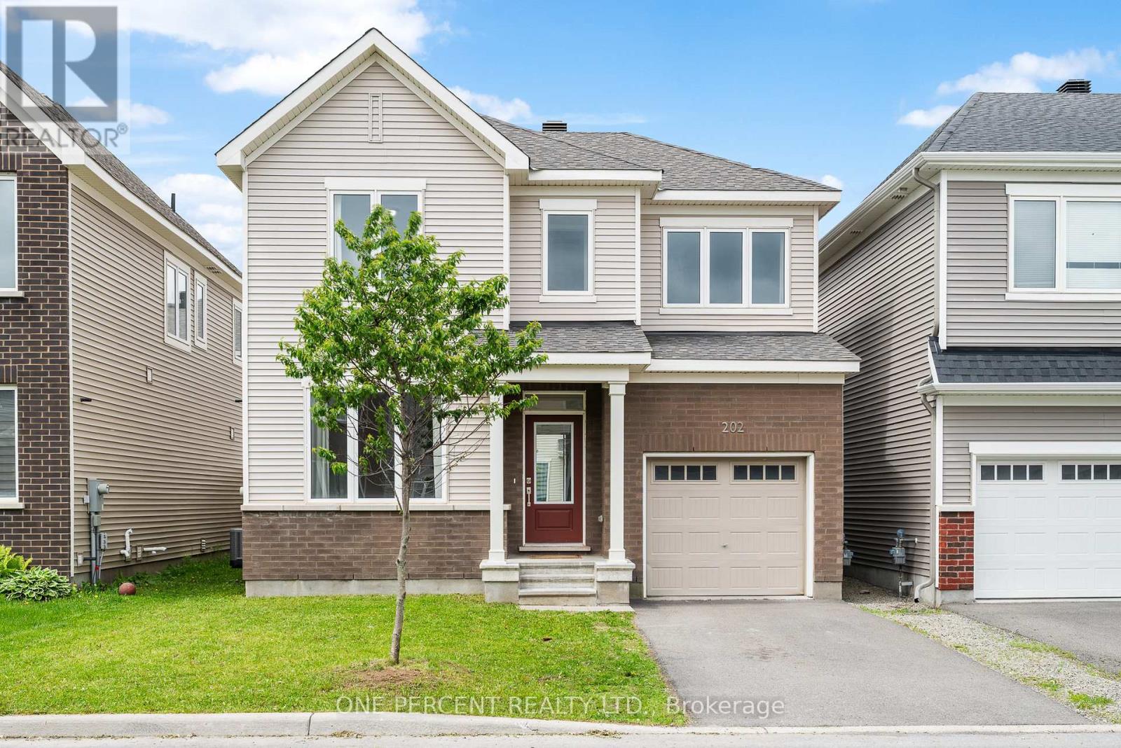 202 DOUGLAS FIR STREET, Ottawa, Ontario