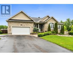 3400 SUMMERBREEZE DRIVE, Ottawa, Ontario