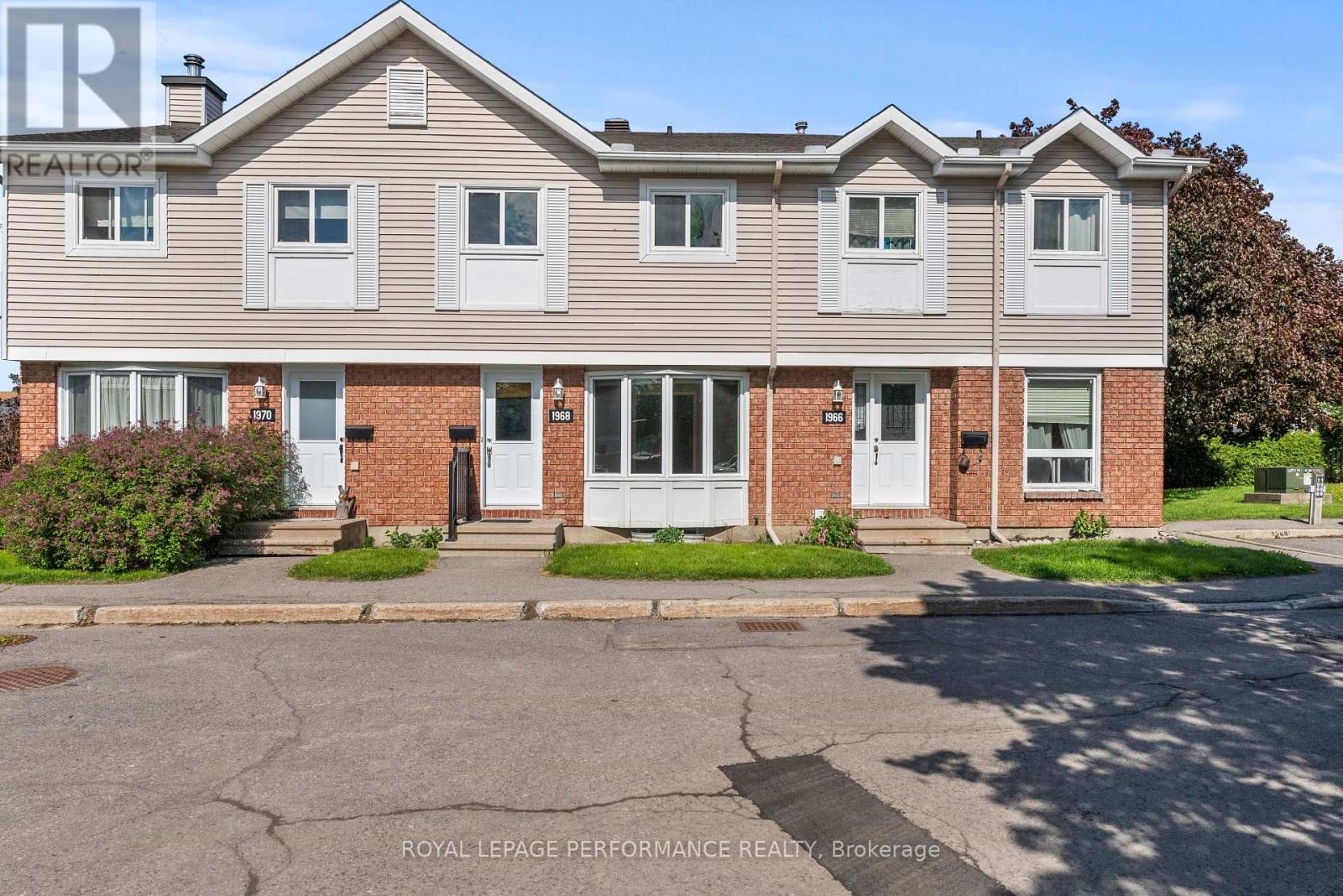 UNIT #18 - 1968 COLORADO LANE, Ottawa, Ontario