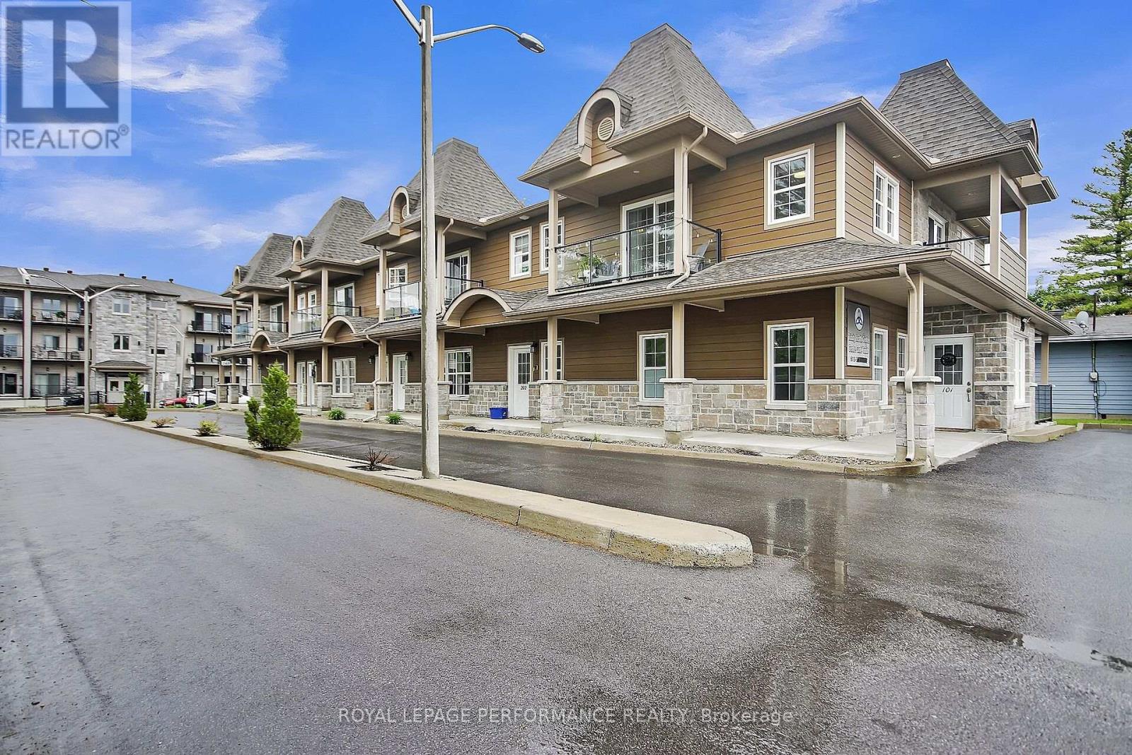 201 - 245 EQUINOX DRIVE, Russell, Ontario