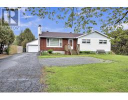 3338 HUNTLEY ROAD, Ottawa, Ontario