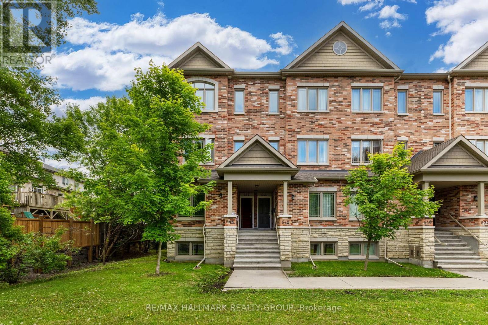 648 DANACA PRIVATE, Ottawa, Ontario