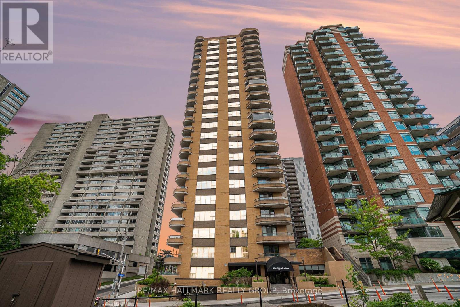 1404 - 556 LAURIER AVENUE W, Ottawa, Ontario