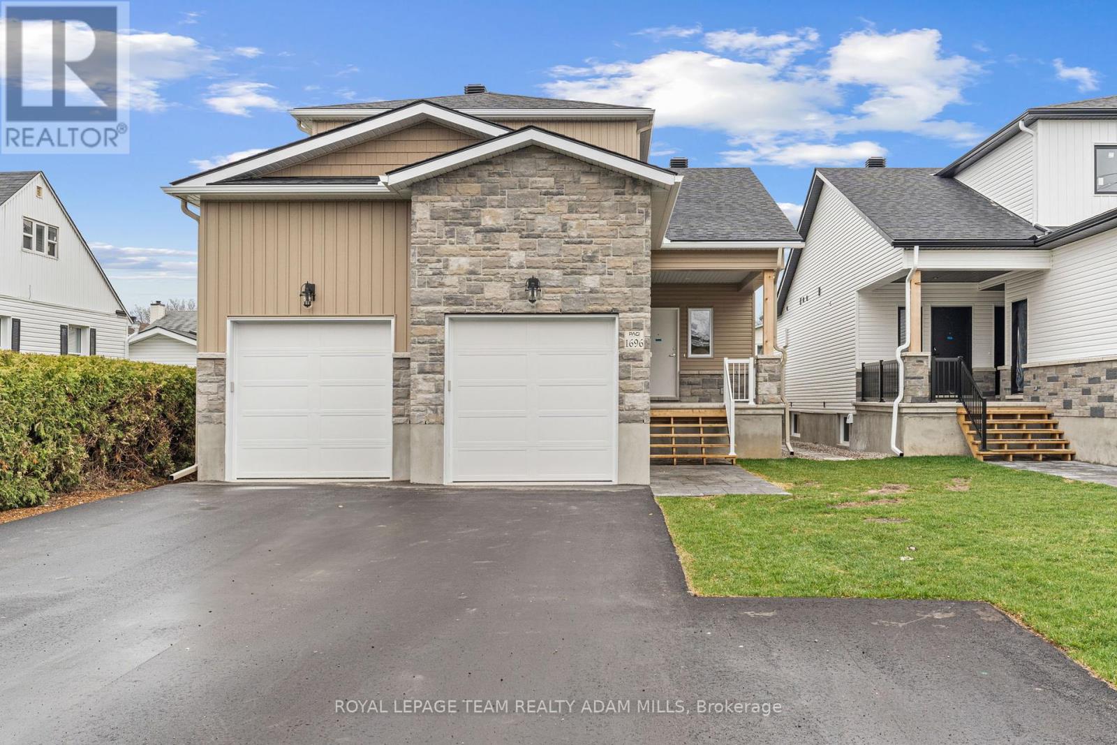 2 - 1696 BELCOURT BOULEVARD, Ottawa, Ontario