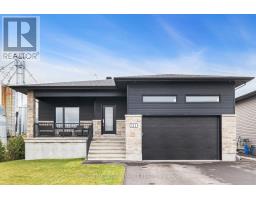 111 CHATEAUGUAY STREET, Russell, Ontario