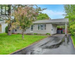 397 PHOENIX CRESCENT, Ottawa, Ontario
