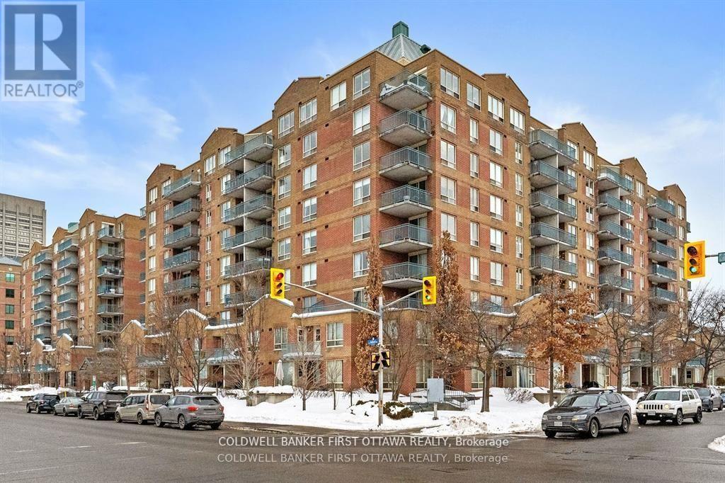 410 - 35 HOLLAND AVENUE, Ottawa, Ontario