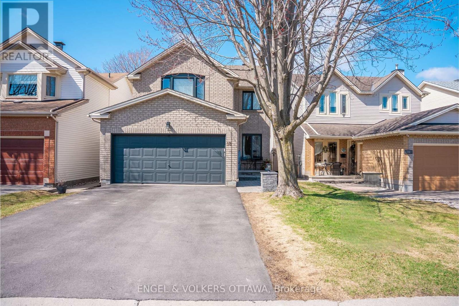 18 AVONHURST AVENUE, Ottawa, Ontario