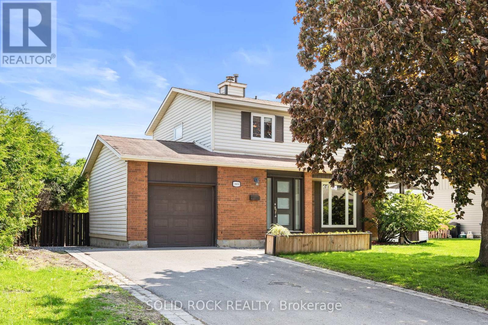 1631 CHARBONNEAU STREET, Ottawa, Ontario