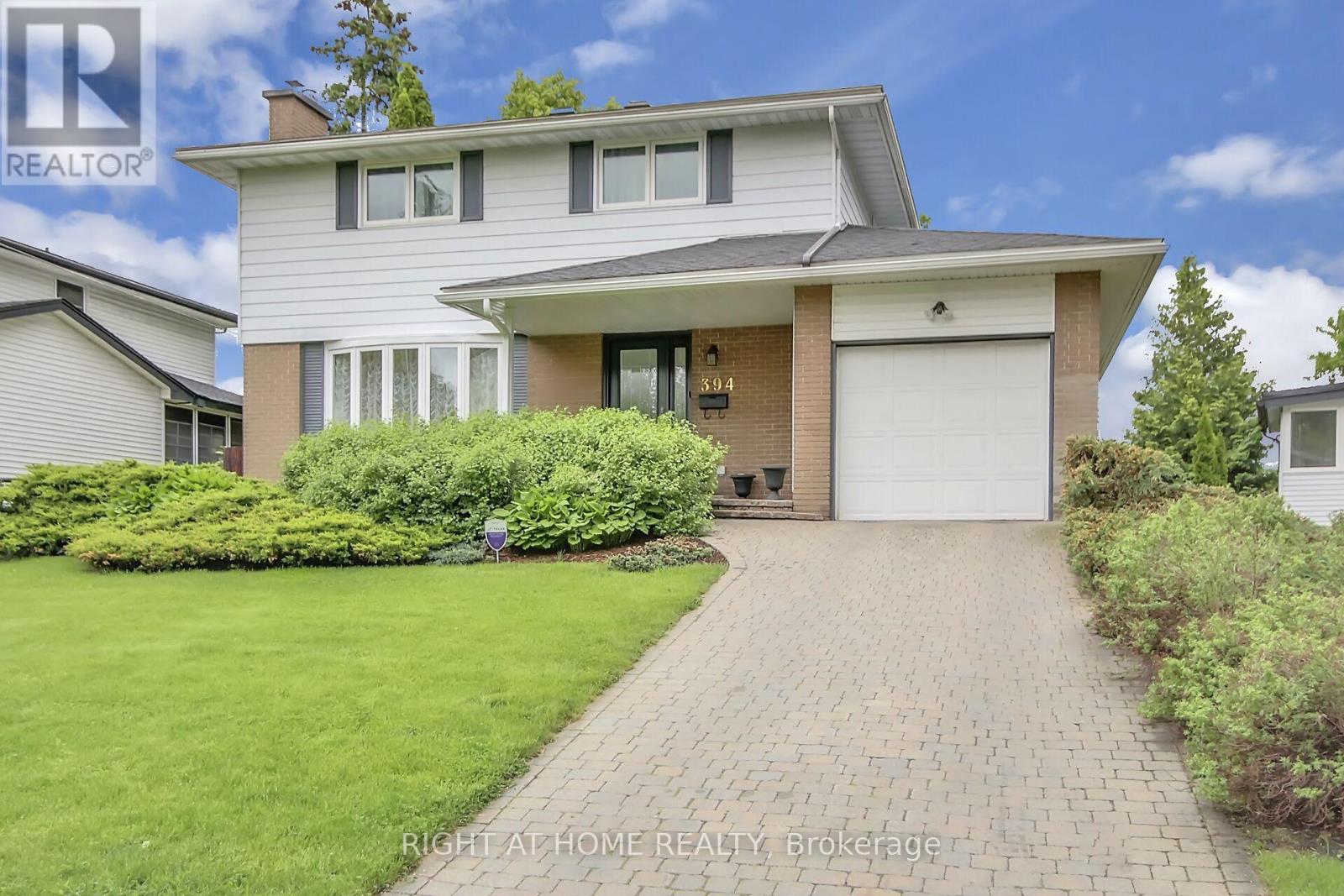 394 HALLDON PLACE N, Ottawa, Ontario