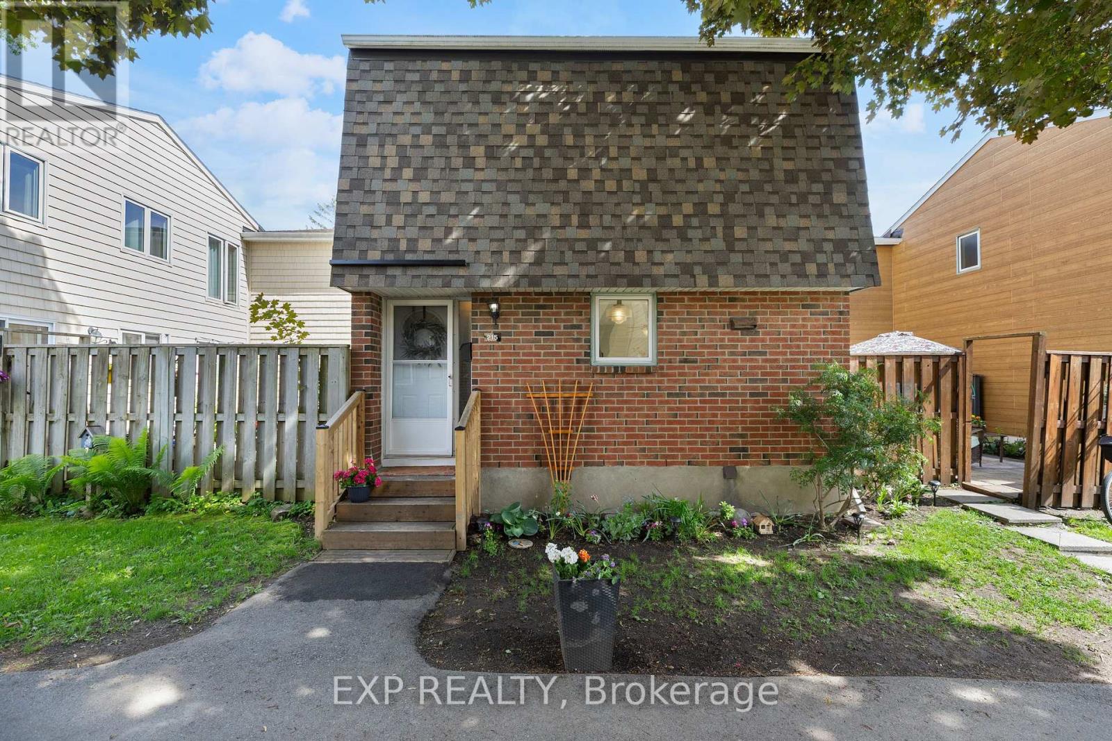 94 - 215 PETRIE LANE, Ottawa, Ontario