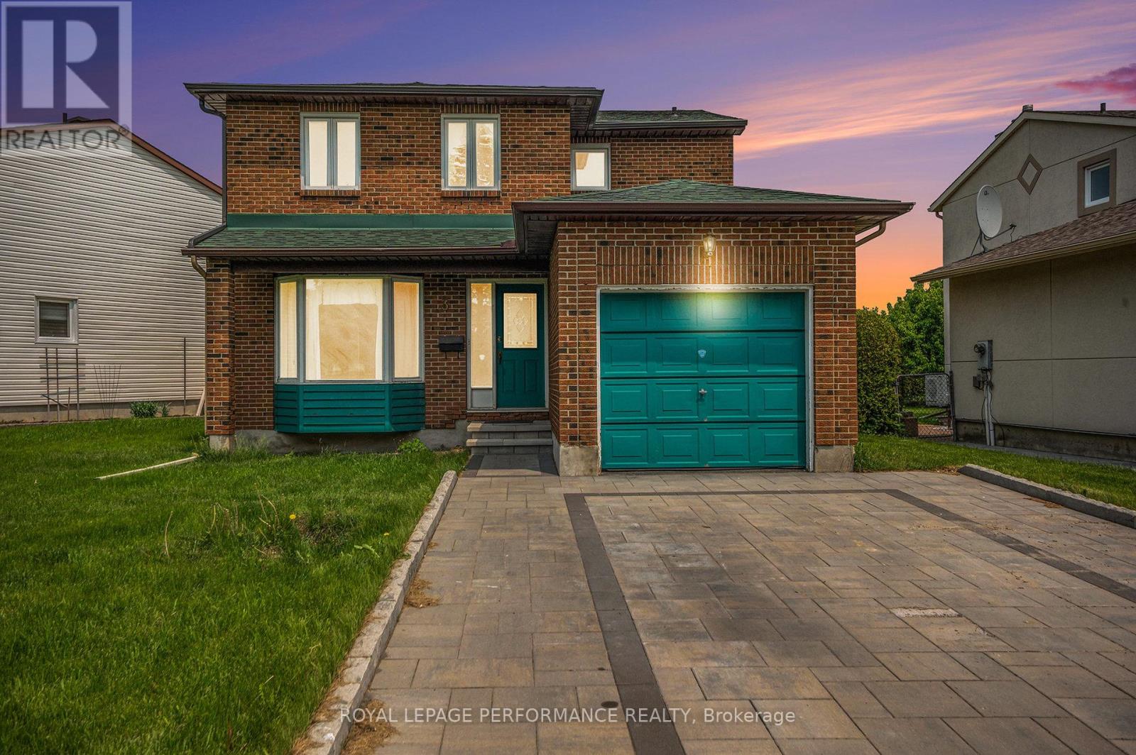 3 FOUR SEASONS DRIVE, Ottawa, Ontario
