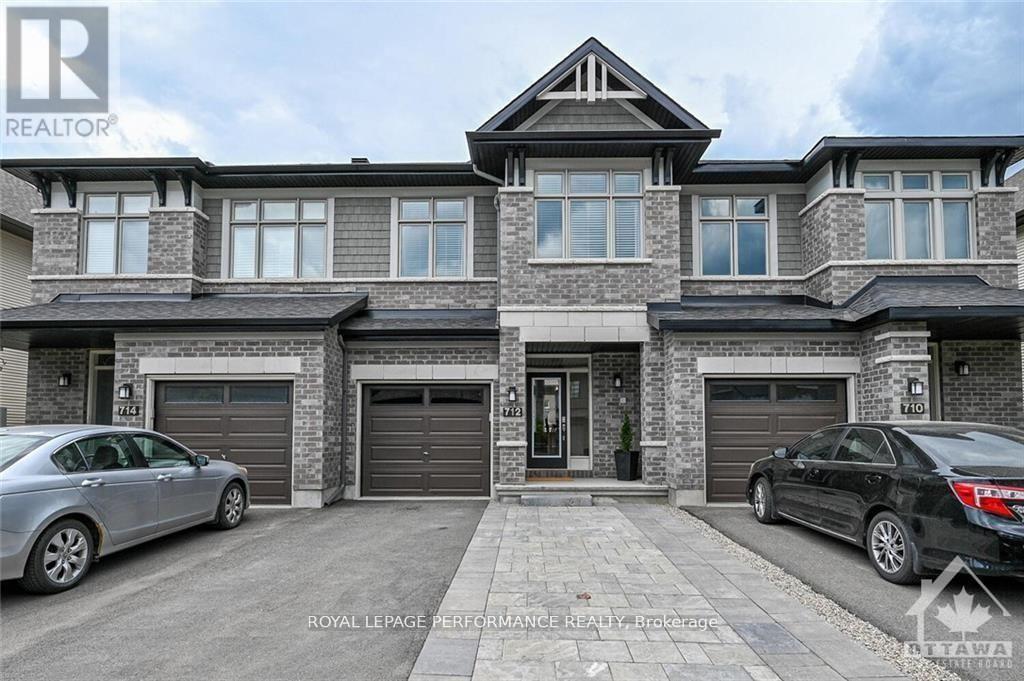 712 GUARDIAN GROVE, Ottawa, Ontario